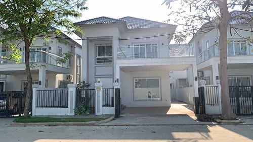 វីឡាទោល Deluxe A លក់ក្រោមទីផ្សារ50%