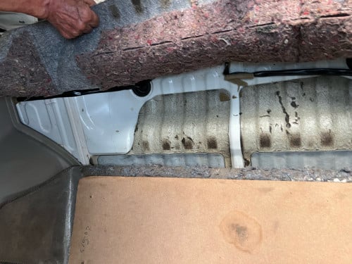 ឡានថ្មីពេកហេីយ​ RAV 4 L 02 ប៉ុង1