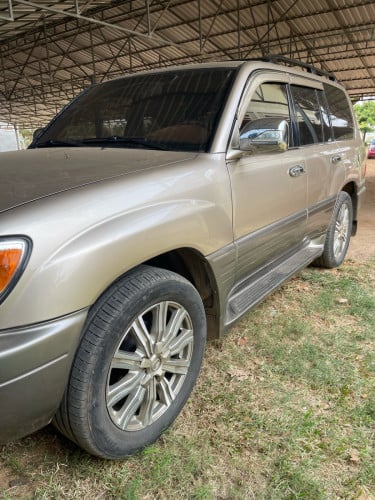 🚘ឡានលក់💥Lexus ឆ្នាំ98 (មានហ្គាស់ហើយស្រាប់)💌ទីតាំងទីរួមខេត្តកំពង់ធំ💝