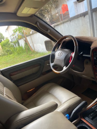 🚘ឡានលក់💥Lexus ឆ្នាំ98 (មានហ្គាស់ហើយស្រាប់)💌ទីតាំងទីរួមខេត្តកំពង់ធំ💝
