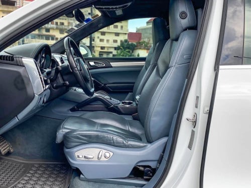 2012 Porsche Cayenne S Hybrid Luxury SUV