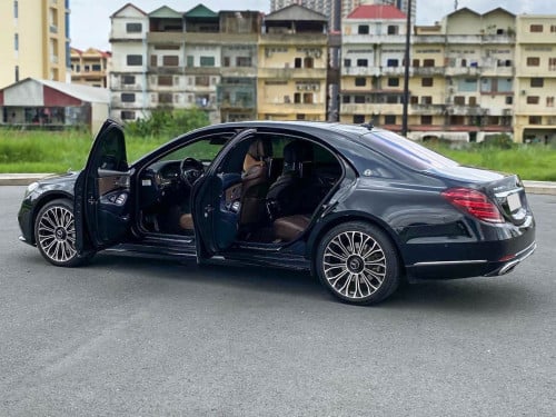 2014 Mercedes-Benz S550 Maybach Style (Upgraded)