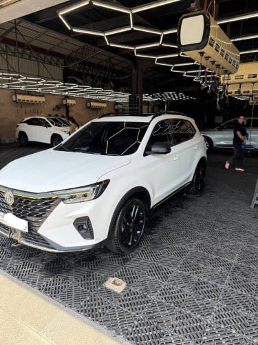 2025 MG RX5 Sport, Low KM 9,000