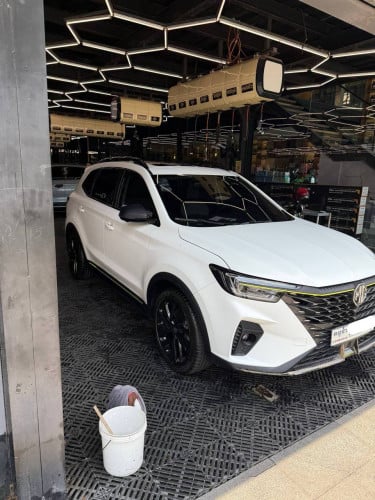 2025 MG RX5 Sport, Low KM 9,000
