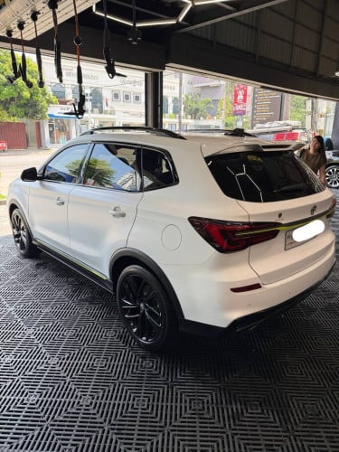 2025 MG RX5 Sport, Low KM 9,000