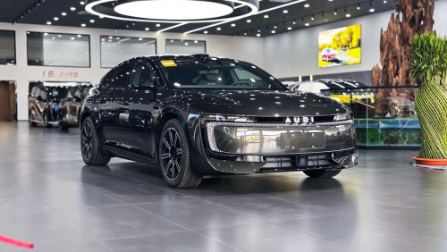 Audi E5 623km option 2026