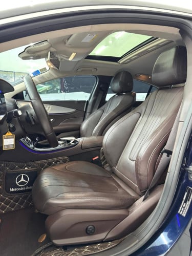Benz ClS400d Year 2019