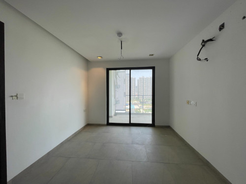 Corner Spacious 2 Bedrooms and 2 Bathrooms Unit for Sale in Urban Village Phase 1