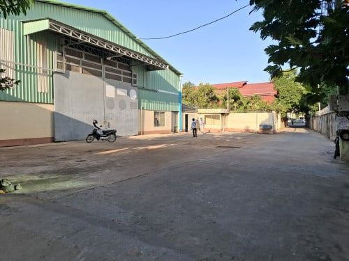 វីឡា និង ក្លិបវាយសី