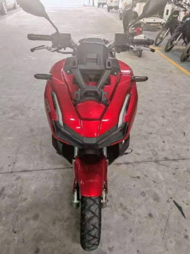 HONDA ADV