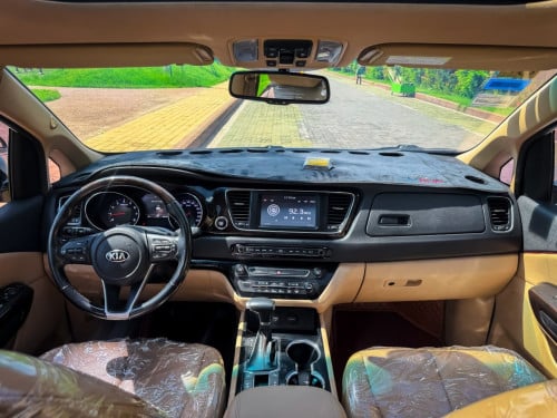 KIA CARNIVAL 2019 full options
