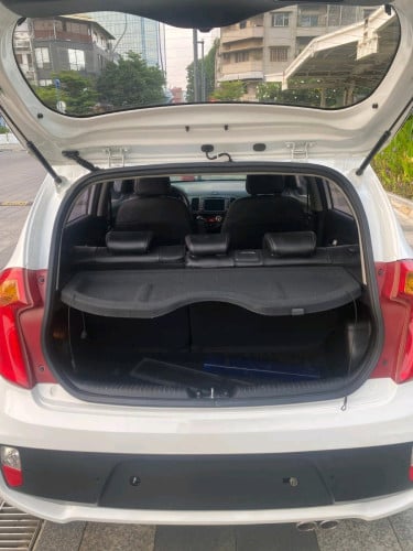 Kia morning ឆ្នាំ2014 full option បើកដំបូល f sport ឈ្នាន់ហ្គែរវែង ប្រ្វាំងគៀបមុខក្រោយ......