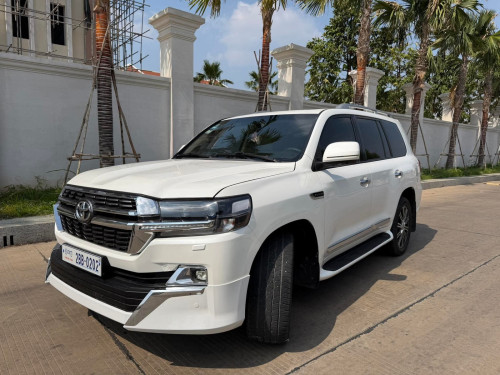 Landcruiser 10 Full ឡេីង021​ ថ្មី​ណាស់ 💎💎