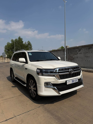 Landcruiser 10 Full ឡេីង021​ ថ្មី​ណាស់ 💎💎