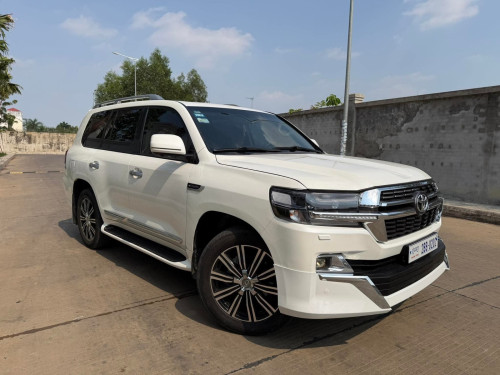 Landcruiser 10 Full ឡេីង021​ ថ្មី​ណាស់ 💎💎