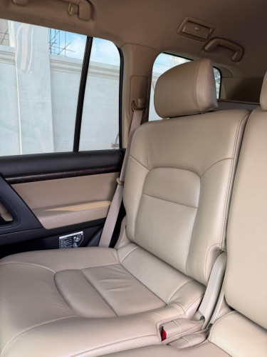 Landcruiser 10 Full ឡេីង021​ ថ្មី​ណាស់ 💎💎
