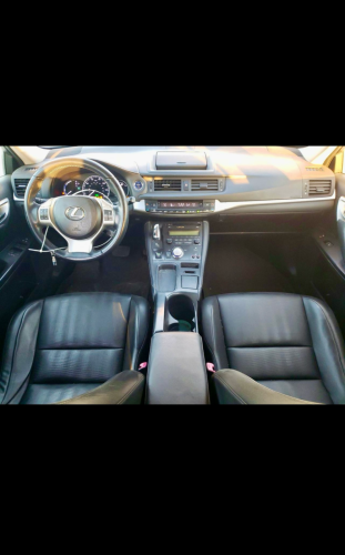 Lexus CT 200h