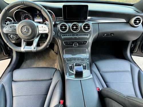 Mercedes Benz C300 4matic 2015 full option