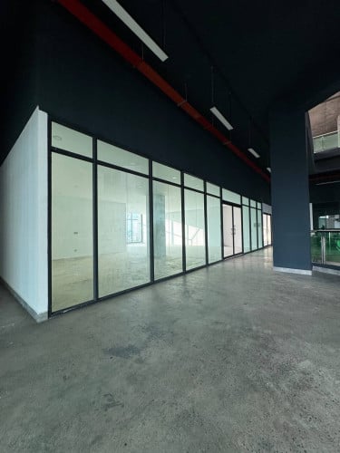 Office space for rent in UK271