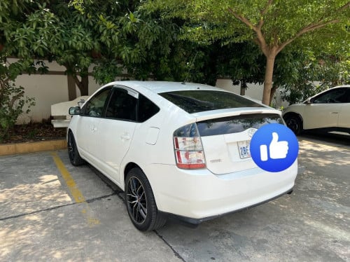Prius 04 full ឡានស្អាត