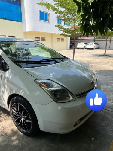 Prius 04 full ឡានស្អាត