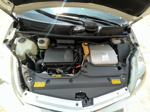 Prius 04 full ឡានស្អាត
