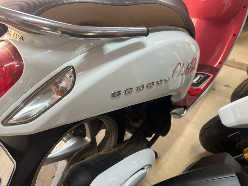 Scoopy 016 ឡើង 024 ស្អាត
