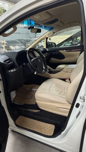 Toyota Alphard 2015 hybrid