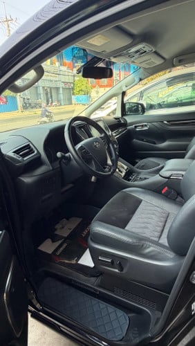 Toyota Alphard 2015 hybrid
