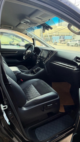 Toyota Alphard 2015 hybrid