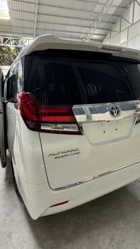 Toyota Alphard 2015 Lounge