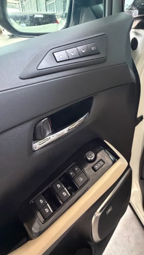 Toyota Alphard 2015 Lounge