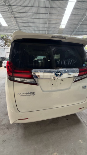 Toyota Alphard 2015 Lounge