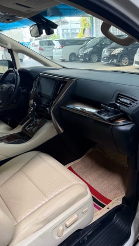Toyota Alphard 2015 Lounge