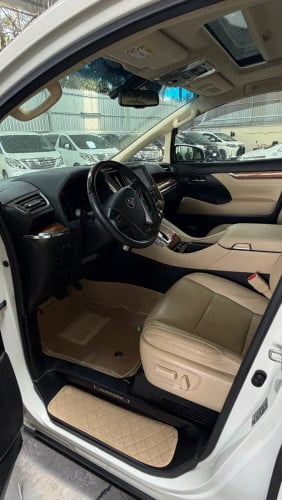Toyota Alphard 205 Lounge បើកដំបូល
