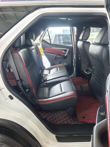 Toyota Fortuner 2021Legender Full option ចូលតាមករុមហ៊ុន Toyota ឆ្វេងសុីន