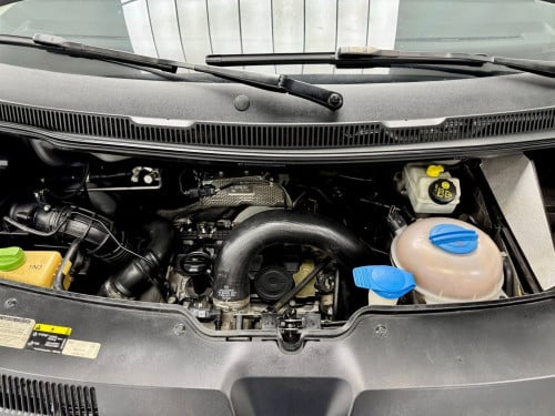 Volkswagen Caravelle តួវែង