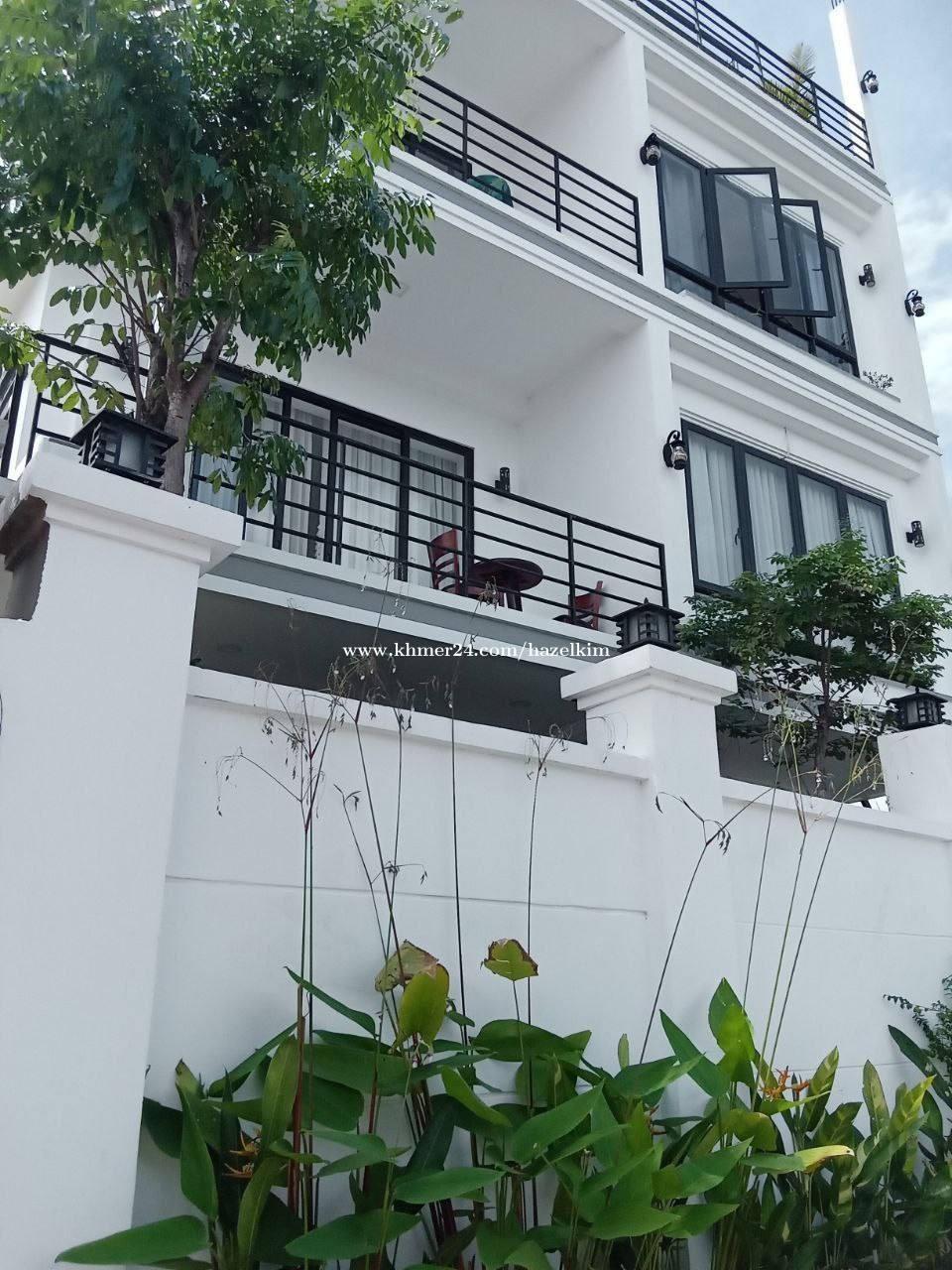 អាផាតមិនសាលាកំរើកលក់