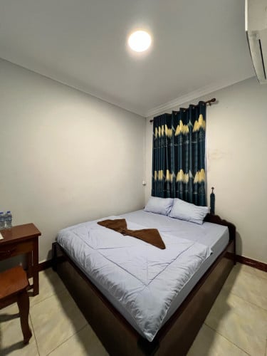 អាគាផ្ទះសំណាក់លក់បន្ទាន់