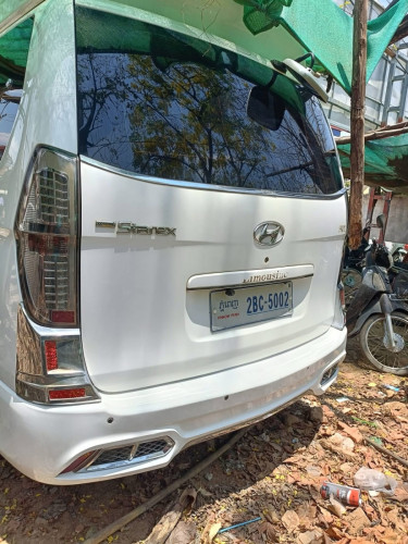 ឡានលក់ប្រញាប់លុយ