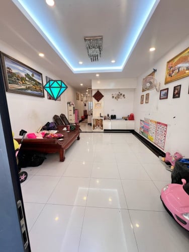 ផ្ទះលក់បន្ទាន់ ទីតាំងល្អ លេខផ្ទះ លេខផ្លូវ លេខល្អ