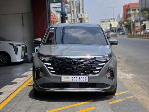 ទេីបកាត់បាន!2025 HYUNDAI CUSTINឡានថ្មីខ្លាំង​ ប្រេីបាន26,616km នៅធានាប្តូរប្រេងម៉ាសុីនម្តងទៀត!