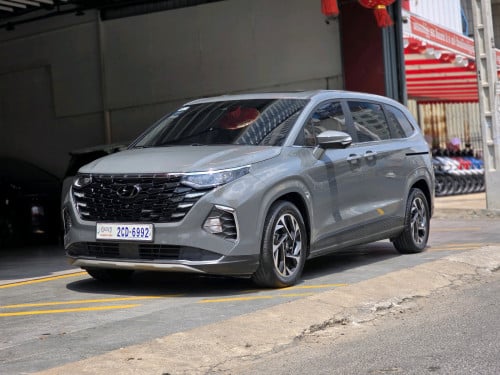 ទេីបកាត់បាន!2025 HYUNDAI CUSTINឡានថ្មីខ្លាំង​ ប្រេីបាន26,616km នៅធានាប្តូរប្រេងម៉ាសុីនម្តងទៀត!