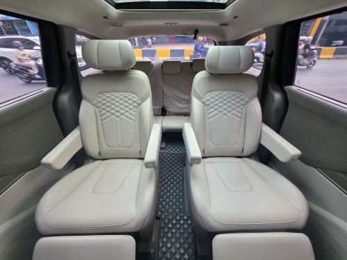 ទេីបកាត់បាន!2025 HYUNDAI CUSTINឡានថ្មីខ្លាំង​ ប្រេីបាន26,616km នៅធានាប្តូរប្រេងម៉ាសុីនម្តងទៀត!