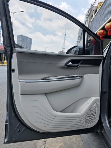 ទេីបកាត់បាន!2025 HYUNDAI CUSTINឡានថ្មីខ្លាំង​ ប្រេីបាន26,616km នៅធានាប្តូរប្រេងម៉ាសុីនម្តងទៀត!