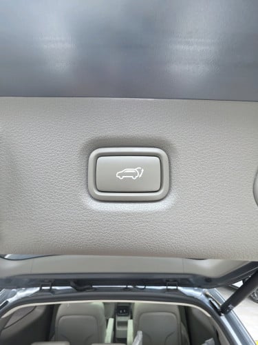 ទេីបកាត់បាន!2025 HYUNDAI CUSTINឡានថ្មីខ្លាំង​ ប្រេីបាន26,616km នៅធានាប្តូរប្រេងម៉ាសុីនម្តងទៀត!
