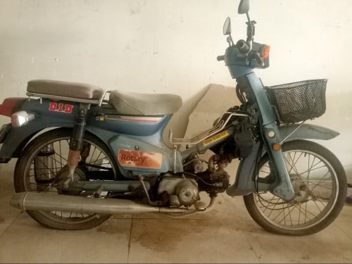 ម៉ូតូ គុប 90 លក់ $.250