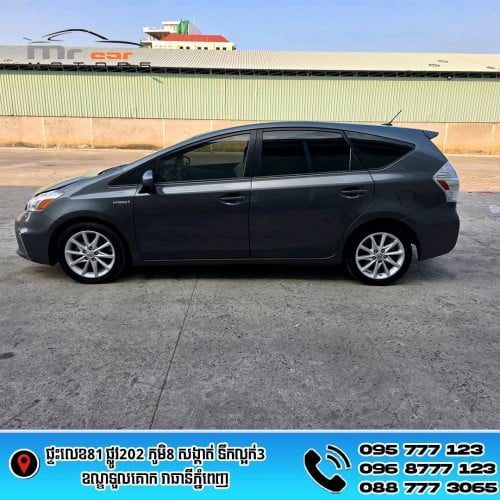 ថ្នាំសុីន 98% ឡានមូលដូចបាល់ Prius V option5 2012 តម្លៃល្អណាស់ 18xxx$