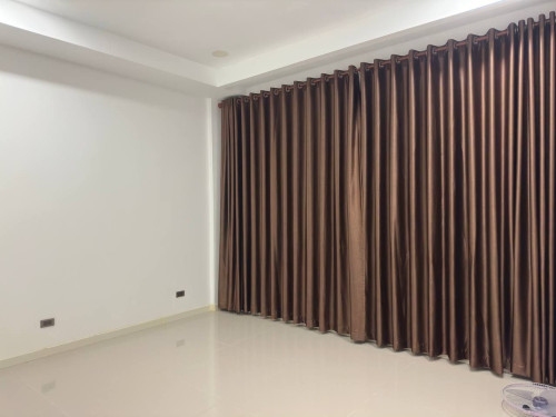 ផ្ទះអាជីវកម្មលក់ ក្រោយAeon2 ភ្នំពេញថ្មី​ សែនសុ​ខ​