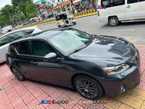 មេឡានកំពូល Lexus CT200H 2011” ប្រផេះ ហ្វូលកប់សេរី full Premium advanced Performance